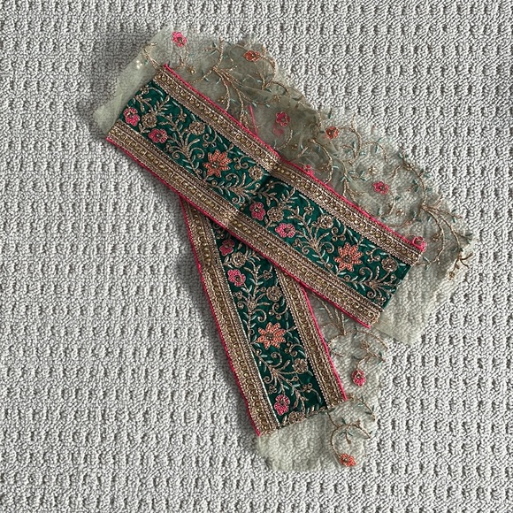 Indian Suit NWOT - Picture 9 of 9